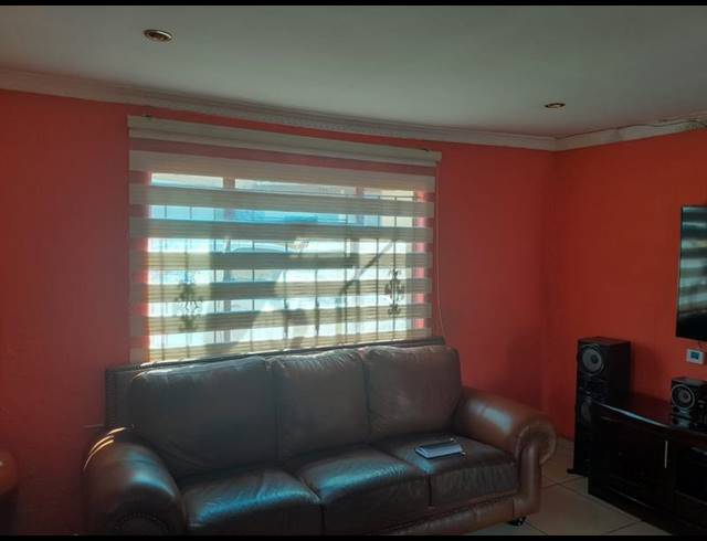 3 BEDROOM HOUSE FOR SALE IN NATURENA EXT 19